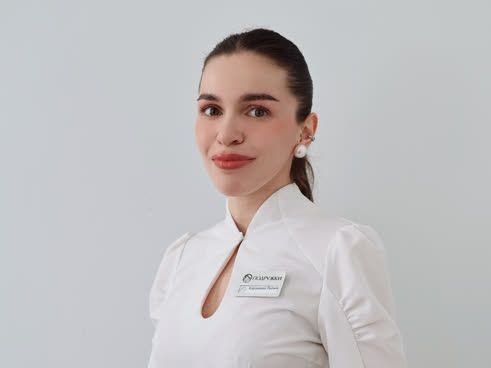 Врачи